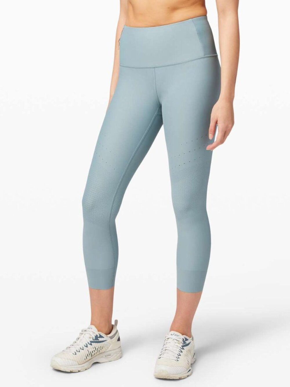 Lululemon Zoned In High Rise Crop 23" Blue Cast Size 6